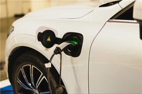 اختصاص ۶۰۰‌ میلیون دلار به واردات خودروهای برقی-هیبریدی