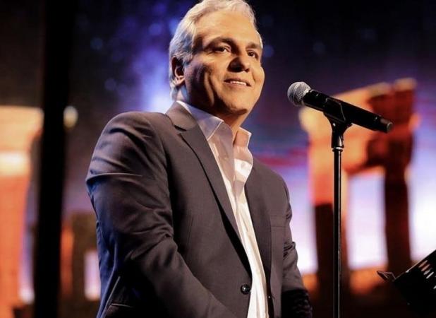 استایل مهران مدیری در پشت صحنه کنسرت دبی