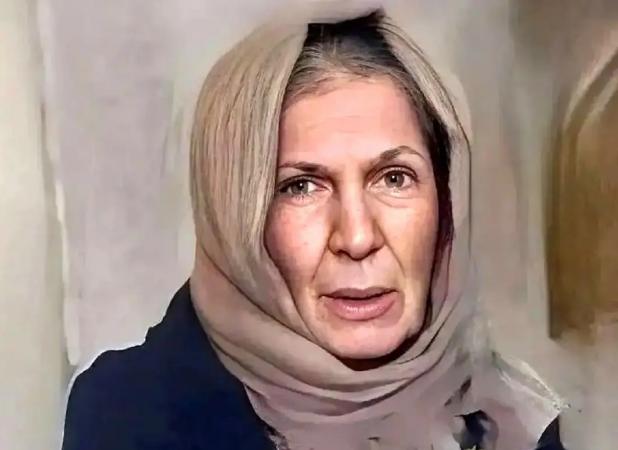 فروزان ۲۷ ساله در کنار سهیلا و بهروز وثوقی در سال ۴۳