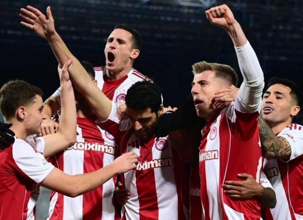 گلزنی طارمی بدون خوشحالی/ بمب نقل‌وانتقالاتی در تراکتور و لیورپول؟