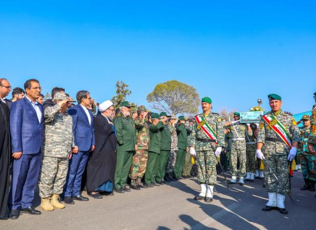 استقبال از شهدای گمنام در فرودگاه شهید مدنی تبریز