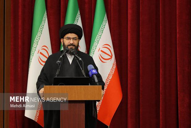 پزشکان نقش بی‌بدیلی در سلامت جسم و روح جامعه ایفا می‌کنند
