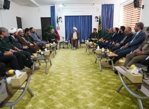 جوانی: دشمن به دنبال تصرف دل‌های ایرانیان است