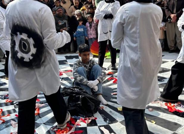 اجرای هفت اثر نمایشی در نخستین روز جشنواره تئاتر کردستان