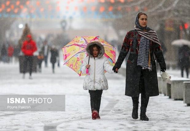 بارش پراکنده برف در همدان/ کاهش محسوس دما