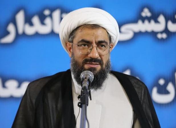 امام خمینی(ره) سعادت دنیا و آخرت را در رسیدگی به محرومان می دانست