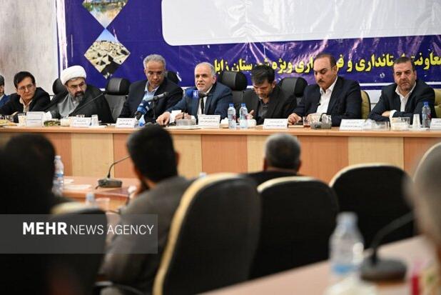 تأکید وزیر دادگستری بر رفع محدودیت سوخت‌گیری وپیگیری فوری مسائل سیستان