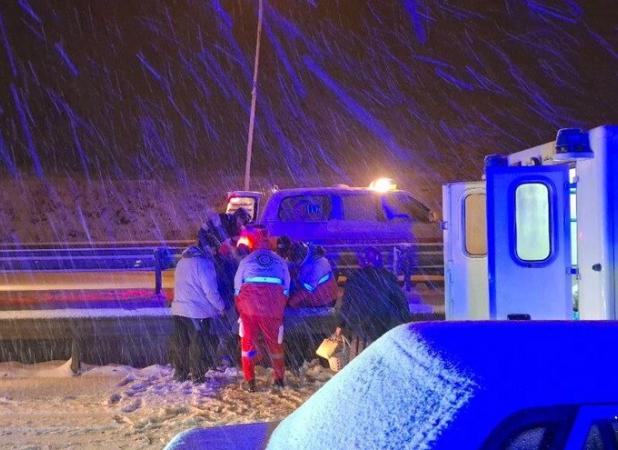 لحظات نفسگیر نجات مادر باردار گرفتار در برف و کولاک امین‌الله