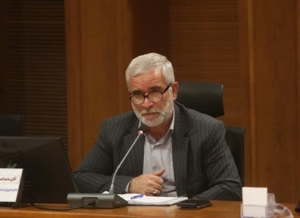 تقویت زیرساخت‌های هوشمندسازی محور خدمات بهتر به شهروندان قمی است