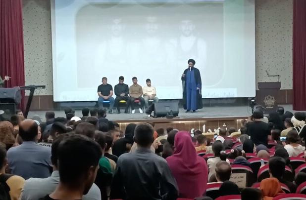 امام جمعه ایذه: حق پیام احمدی و علیرضا مهمدی طلا بود