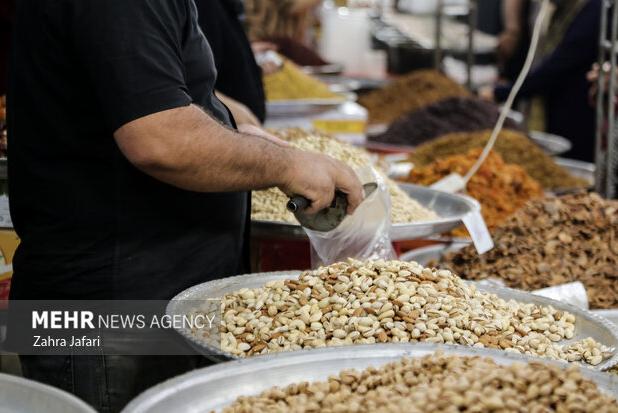 صادقی: نظارت مضاعف بر بازار شب یلدا در اردبیل ادامه دارد