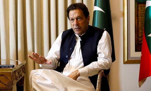 عمران خان: با دادگاه نظامی مرا زندانی می‌کنند