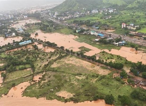 سیل مرگبار اقتصاد هند و پاکستان را فلج کرد