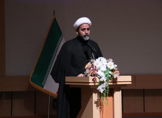 موضوع بانوان باید در رأس اولویت اصلی همه موضوعات فرهنگی باشد