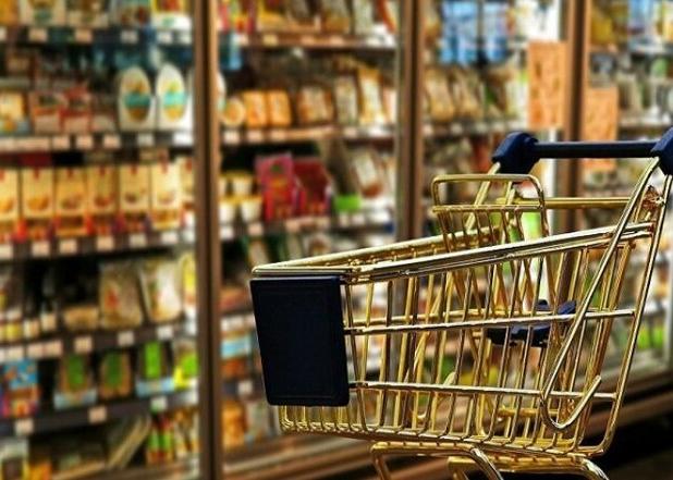 لزوم برخورد قاطع و بدون اغماض با گرانفروشان در سقز