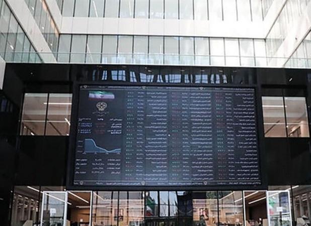 شاخص بورس در معاملات امروز ۵هزار واحد افت کرد