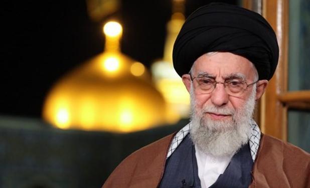 رهبر انقلاب سال ۱۴۰۲ را با عنوان سال «مهار تورم، رشد تولید» نام‌گذاری کردند