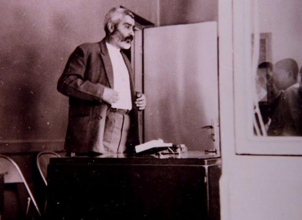 امانی: استاد روزبه نقش بی‌بدیلی در احیای مدارس دینی دارد