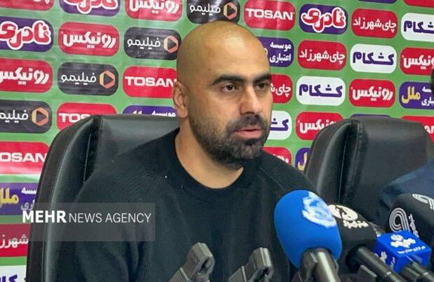 زارع: شمس‌آذر کار را برای ما سخت کرد