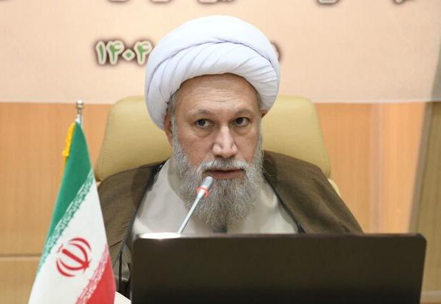 امام جمعه شیراز: اقتدار و عزتمندی اسلام باید افزایش یابد/ تمام امت اسلامی علیه اسرائیل قیام کنند