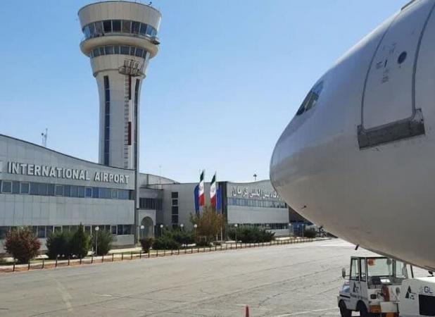 ریزگردها پروازهای فرودگاه کرمان را متوقف کرد