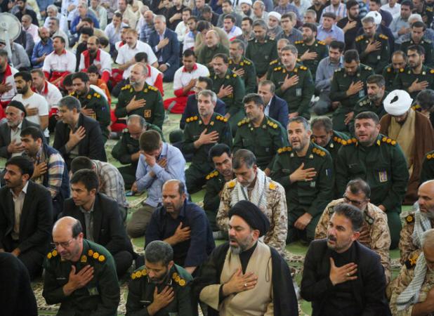 رجزخوانی نمازگزاران جمعه شهرکرد