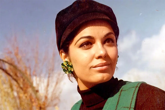 بازیگر مشهور قبل انقلاب در کنار پوری بنایی و علی زندوکیلی