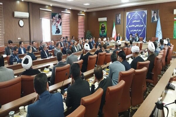 مسئولان قضایی آذربایجان غربی موضوع سرمایه گذاری را تسهیل کنند