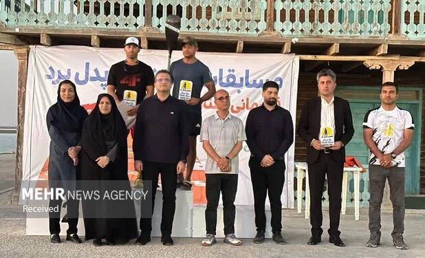 مسابقات قهرمانی «پدل‌برد» در بوشهر برگزار شد