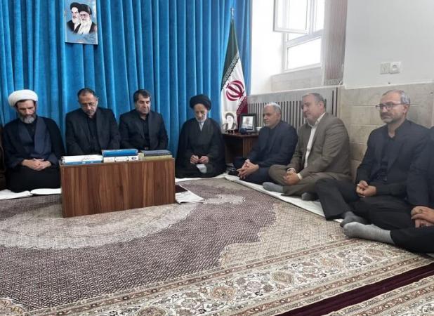 انسجام قوای سه‌گانه و وحدت ملی سرمایه‌ای بی‌بدیل برای کشور است