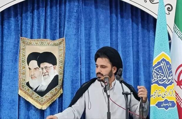 امام جمعه موقت پارسیان: کنترل تورم و مهار کسری بودجه ضروری است