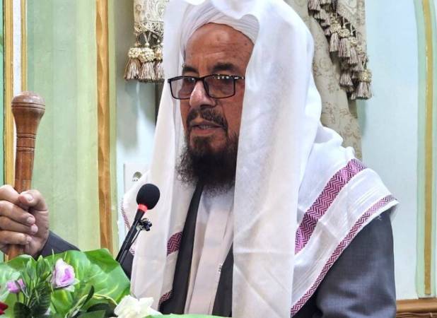 مولوی ساداتی: جمهوری اسلامی سد محکمی در برابر استکبار است