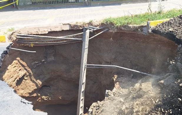 شریعتی: تقویت شبکه‌های آب، برق و فاضلاب اصفهان ضروری است