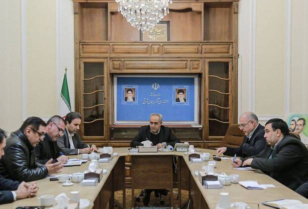 استاندار: تعامل مستقیم با بازاریان و اصناف اولویت مدیریت آذربایجان شرقی است