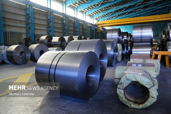 دستور رئیس‌جمهور برای رفع محدودیت گاز صنایع اجرا نشد