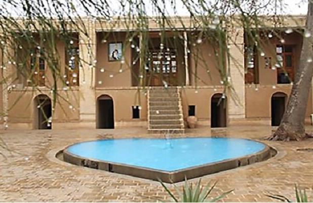 فرماندار: هفته فرهنگی خمین توانمندی‌های مردمی را به نمایش می‌گذارد