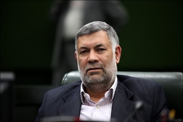 دولت و مجلس باید سیاست‌های حمایتی از اقشار آسیب‌پذیر را تقویت کنند