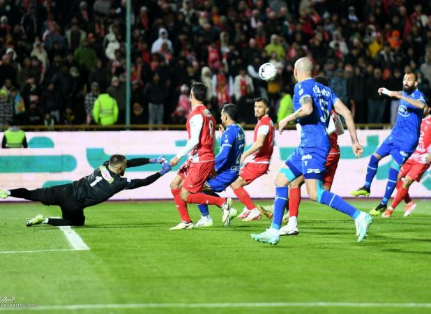 دربی بدون آزادی؛ ادامه آوارگی سرخابی‌ها در فصل آینده