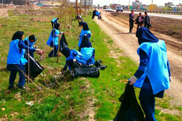 اجرای ۱۷ برنامه محیط زیستی در قزوین با مشارکت سمن‌ها