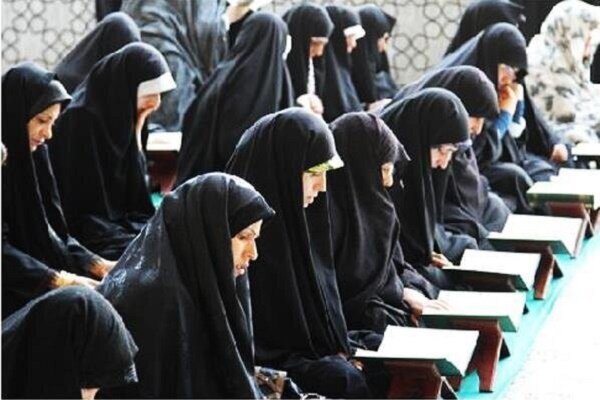 حوزه علمیه درحال فراهم کردن زمینه استقرار حکومت عدل جهانی است