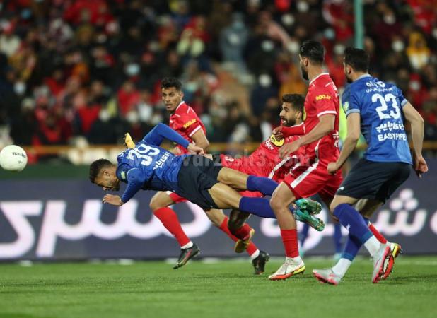 نقش استقلال و پرسپولیس در معادلات سقوطی‌ها