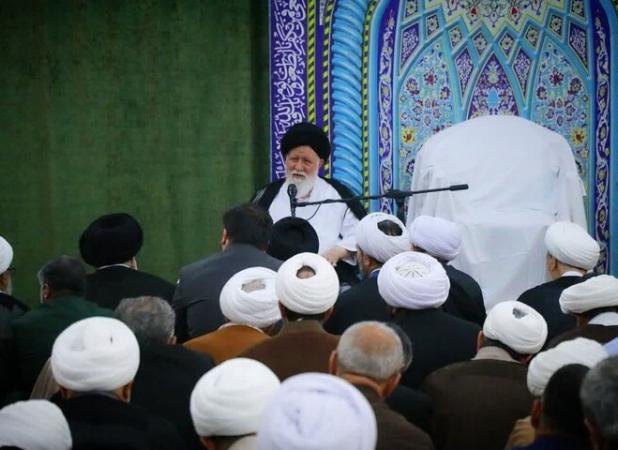 علم الهدی: مراسم اعتکاف حرکت عظیمی در جهت تربیت دینی نسل جوان است