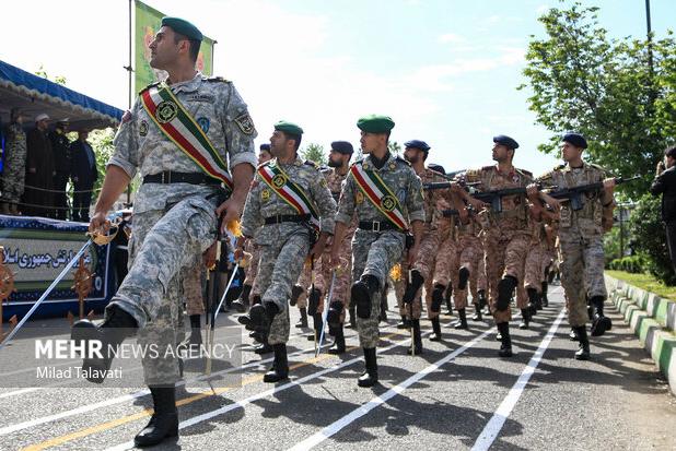 تصاویری از رژه روز ارتش در رشت