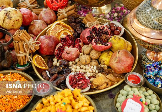 یک کارشناش تغذیه: شب یلدا پُرخوری نکنید