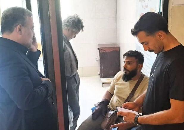 فرماندار قم از مصدومان سانحه ورزشکاران چهارمحال و بختیاری عیادت کرد