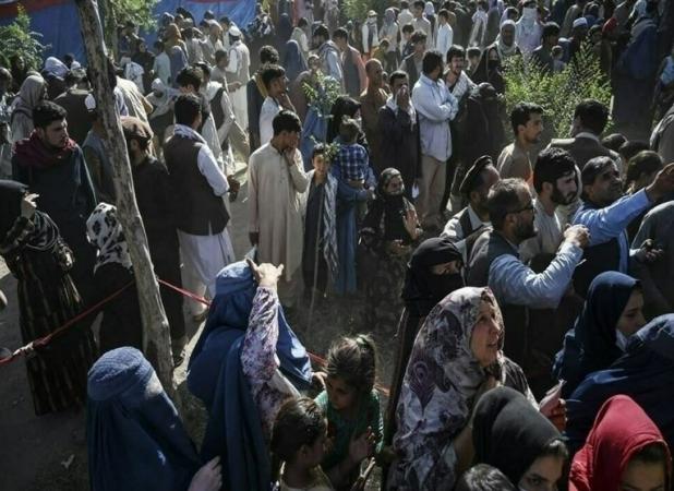 وضعیت بحرانی زنان و کودکان افغان پشت مرز پاکستان