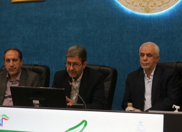 اصفهان مسکن، اشتغال و آب می‌خواهد
