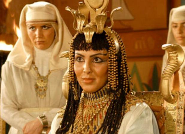 بانو نفرتیتی سریال یوسف پیامبر در اکران یک فیلم