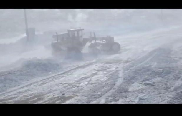 برف و کولاک شدید گردنه الماس