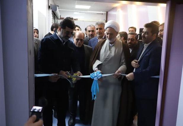 رئیس دانشگاه علوم پزشکی استان: قم به قطب درمان سرطان تبدیل شده است